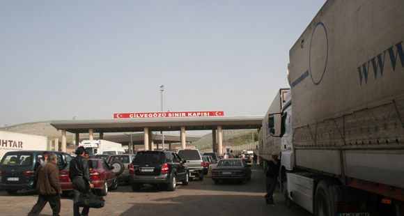 Cilvegözü’nde 16 Kilometre TIR Kuyruğu