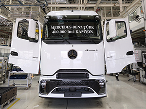Mercedes-Benz Türk Aksaray Fabrikasında 400 Bininci Kamyonunu Üretti