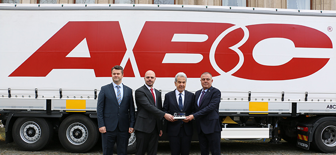 Tırsan’dan ABC Lojistik’e 250 Adetlik Araç Teslimatı