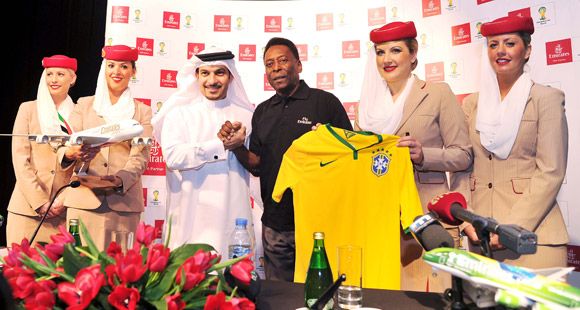 Emirates’in Küresel Temsilcisi Futbolun Efsane İsmi Pele Oldu