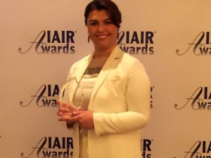 Evrim Aras IAIR Awards’ta ‘Yılın Kadını’ Seçildi