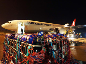 Turkish Cargo 1 Buçuk Milyon Canlı Balığı Umman'a Taşıdı