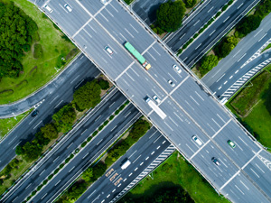 Technology and automation will define the future of road transport in Asia according to new IRU research, but significant obstacles stand in the way