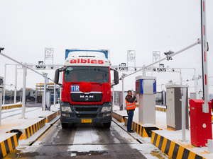 First China to Europe TIR truck secures trade flow in record time