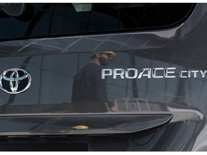Toyota’nın Hafif Ticarideki Yeni Modeli  Proace City Tanıtılacak