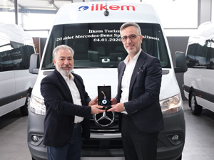 Mercedes-Benz 2020’nin İlk Teslimatını İlkem Turizm İle Gerçekleştirdi