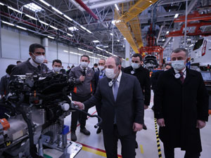 Sanayi ve Teknoloji Bakanı Varank Ford Otosan Kocaeli Fabrikaları’nı Ziyaret Etti