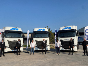 IVECO’dan İzmir’de S-WAY Çekici Teslimatı