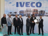 Iveco İzmir'de Meyeks ile Bayi Ağını Güçlendirmeye Devam Ediyor