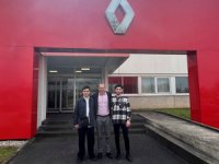 Renault Trucks Tasarım Yarışmalarının Birincileri Olan Türk Gençleri Fransa’da Fabrikayı Ziyaret Etti