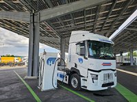 Renault Trucks ve Hugelshofer Elektrikli Kamyon Potansiyelini Ortaya Koyuyor