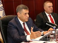 TIR Kuyrukları ve Vize Engeli Lojistik Sektörünü Zorluyor