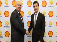 Shell ve Turkcell Müşterileri Araçtan İnmeden SMS İle Yakıt Alacak