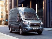 Ford Yeni Transit ‘Limited’i ve ‘Frigo Van’ı sundu