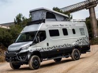 IVECO Daily Van Life Adventure: Profesyonel Sörfçü Núria Gomà i Lleonart Daily 4x4 İle Maceraya Hazır