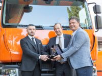 Murat Lojistik’ten 100 Adetlik Renault Trucks D Serisi Kamyon Yatırımı