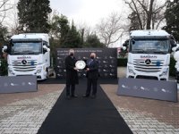 Mercedes-Benz Türk, Barsan Global Lojistik’e 320 adet Actros 1848 LSnrL Teslim Etti