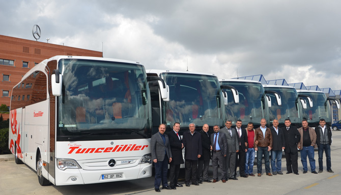 2015_03_19_can-dersim-tunceliler-filosuna-14-adet-mercedes-benz-travego-s-ekliyor-(2).jpg