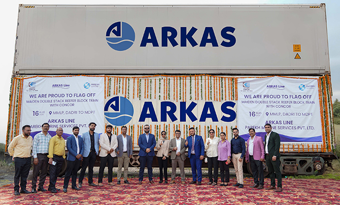 Arkas Line Hindistan Hattındaki Kapasitesini Artırdı