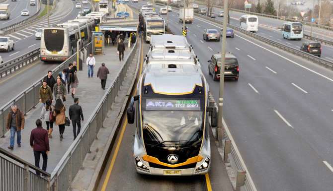 Allison Tam Otomatik Şanzımanlı AKIA Metrobüsler İstanbul’da Toplu Taşımanın Yükünü Hafifletecek 