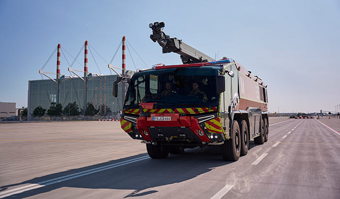 allison-transmission-panther-muc.jpg