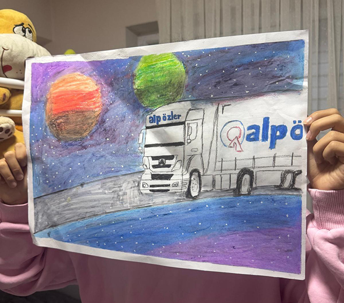 Alp Özler Grup 23 Nisan’da Çocukların Hayal Gücünü Sahneye Taşıdı