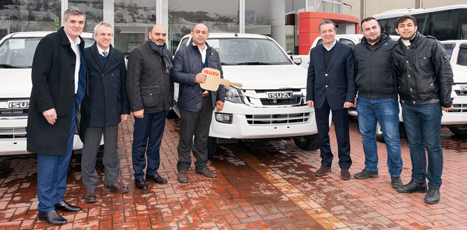 personel taşımacılığı ve araç kiralama hizmeti veren Aypa 55’e 4 adet D-Max,