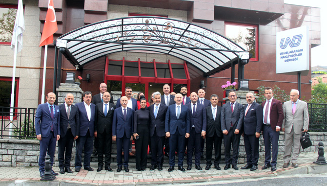 Ulaştırma ve Altyapı Bakanı Adil Karaismailoğlu UND’yi Ziyaret Etti