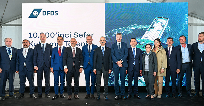 DFDS Türkiye-İtalya Arasında 10 Bininci RO-RO Seferini Başlattı