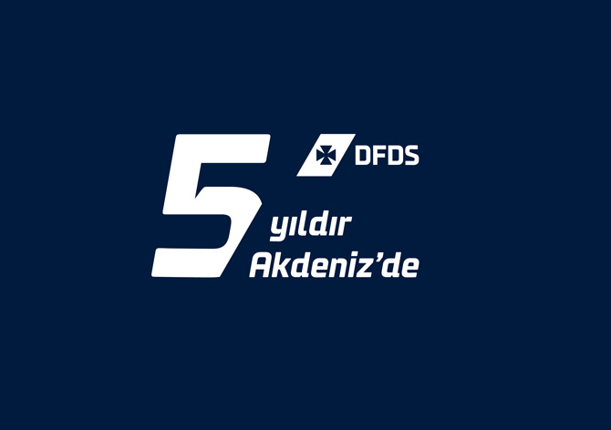 DFDS Akdeniz İş Birimi’nin kuruluşunun beşinci yıl dönümüne özel olarak tasarlanan kutlama logosu ise, yıl boyunca şirket logosuyla birlikte kullanılacak.
