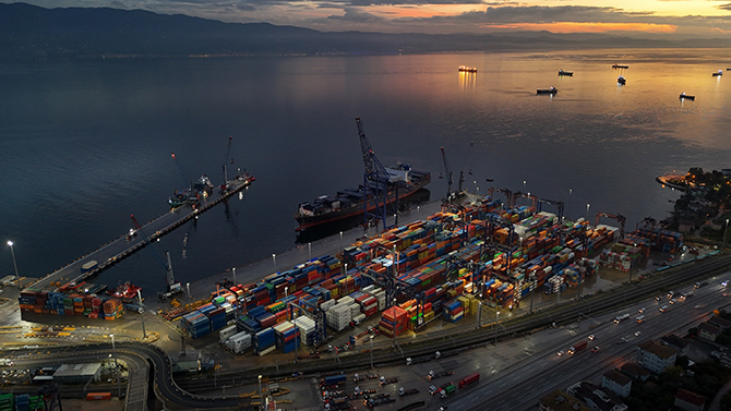 DP World Evyap Konteyner Elleçlemede 1 Milyon TEU Seviyesine Ulaştı DP World Evyap Konteyner Elleçlemede 1 Milyon TEU Seviyesine Ulaştı