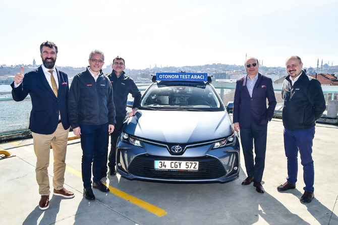 İstanbul Trafiğinde Sürücüsüz Araç