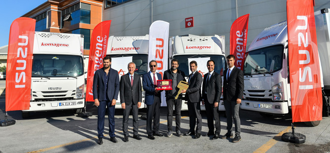 Anadolu Isuzu’dan Komagene’ye NPR 10 LONG Kamyon Teslimatı