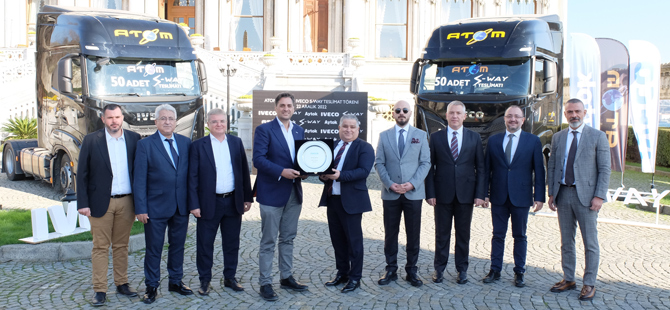 Iveco’dan Atom Lojistik’e 100 adet S WAY Çekici