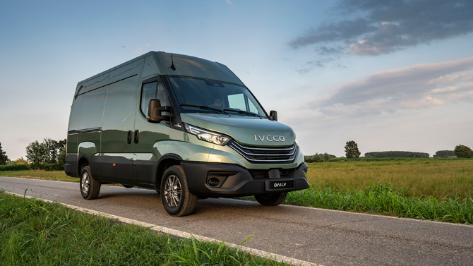 Iveco Daily Yenilenmiş Teknoloji ve Güvenli Sürüş Sunuyor