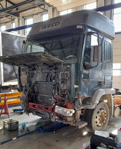 Iveco’nun ilk çekicisi Eurotech Usta Eller Sayesinde Yeniden Doğdu