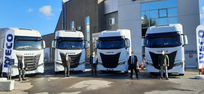 IVECO Otomotiv’den S-WAY Çekici Teslimatları