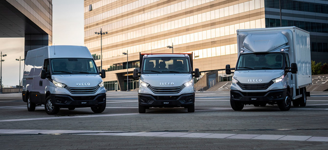 Iveco Yeni Çekicisi S-WAY'i ve Motor Gücü Artırılan Yeni Daily'i Tanıttı 