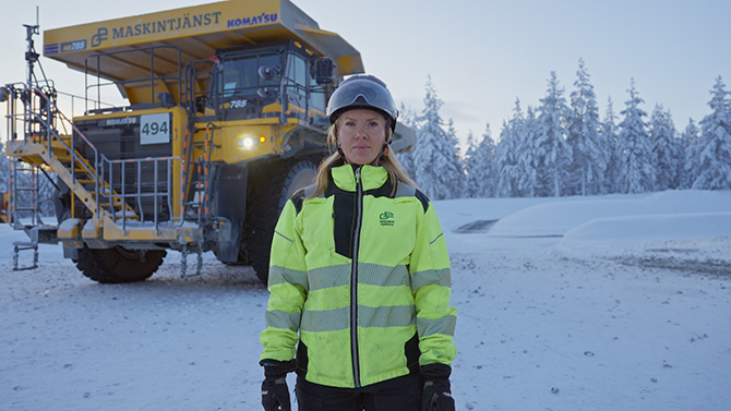 komatsu-europe-caroline-landstrom-sweden.jpg