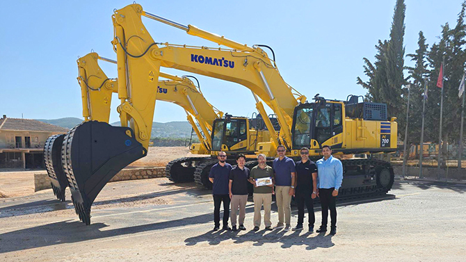 Herpa Maden, 2 Adet Komatsu PC700 ile Filosunu Gençleştirdi Herpa Maden, 2 Adet Komatsu PC700 ile Filosunu Gençleştirdi