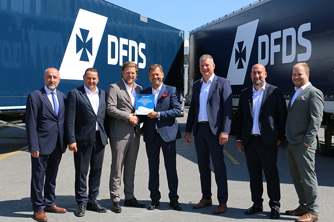 Krone’den DFDS’ye 1050 Treyler Teslimatı
