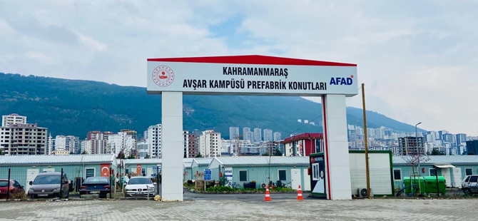 Krone Depremzedelere Yardım Amacıyla Kahramanmaraş'ta Dikiş Atölyesi Kurdu