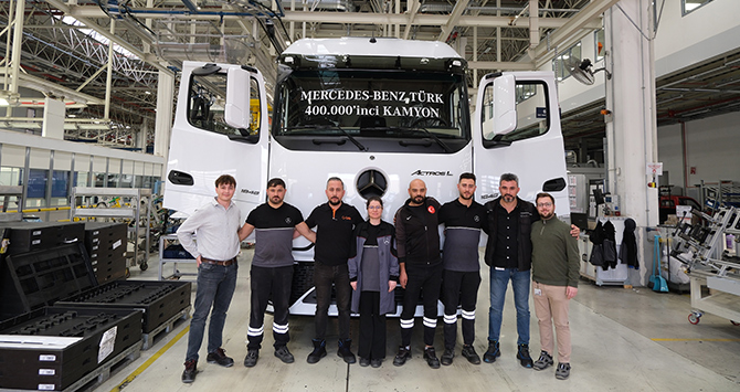 Mercedes-Benz Türk Aksaray Fabrikasında 400 Bininci Kamyonunu Üretti