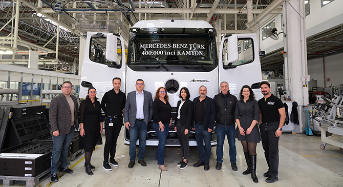 Mercedes-Benz Türk Aksaray Fabrikasında 400 Bininci Kamyonunu Üretti