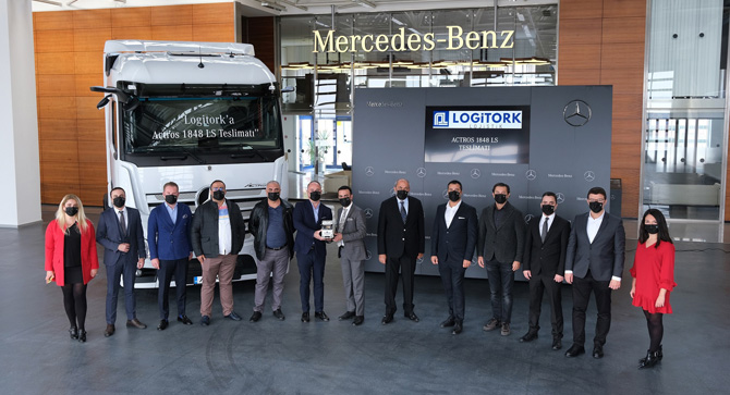 Logitork Lojistik 10 adetlik Mercedes-Benz Actros 1848 LS Siparişini Teslim Aldı