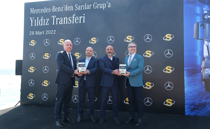 Mercedes-Benz Türk Sarılar Grup’a 385 Adet Çekici Teslim Etti