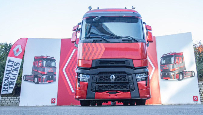 Yeni Renault Trucks T, C, K Serileri Türkiye’de Turunda 