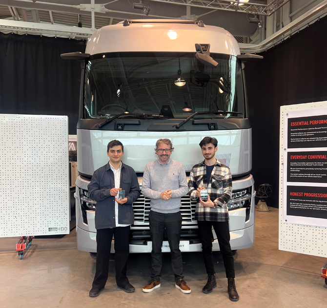 Renault Trucks Tasarım Yarışmalarının Birincileri Olan Türk Gençleri Fransa’da Fabrikayı Ziyaret Etti 