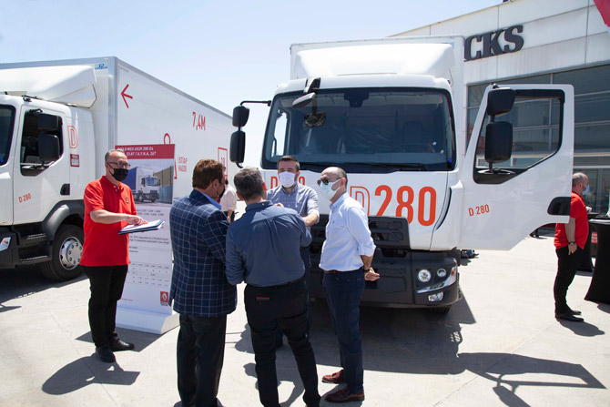 renault-trucks-d-med-roadshow-kocaslanlar-otomotiv-02.jpg