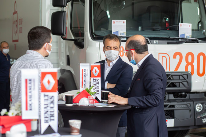 renault-trucks-d-med-roadshow-kocaslanlar-otomotiv-03.jpg